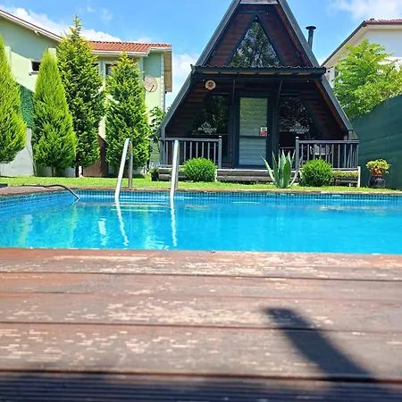 Mk Bungalov *